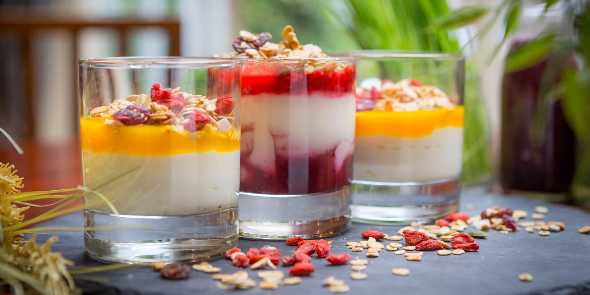 Clayton Hotel Dublin Airport Coolock Ngoại thất bức ảnh Yoghurt with granola and dried fruits