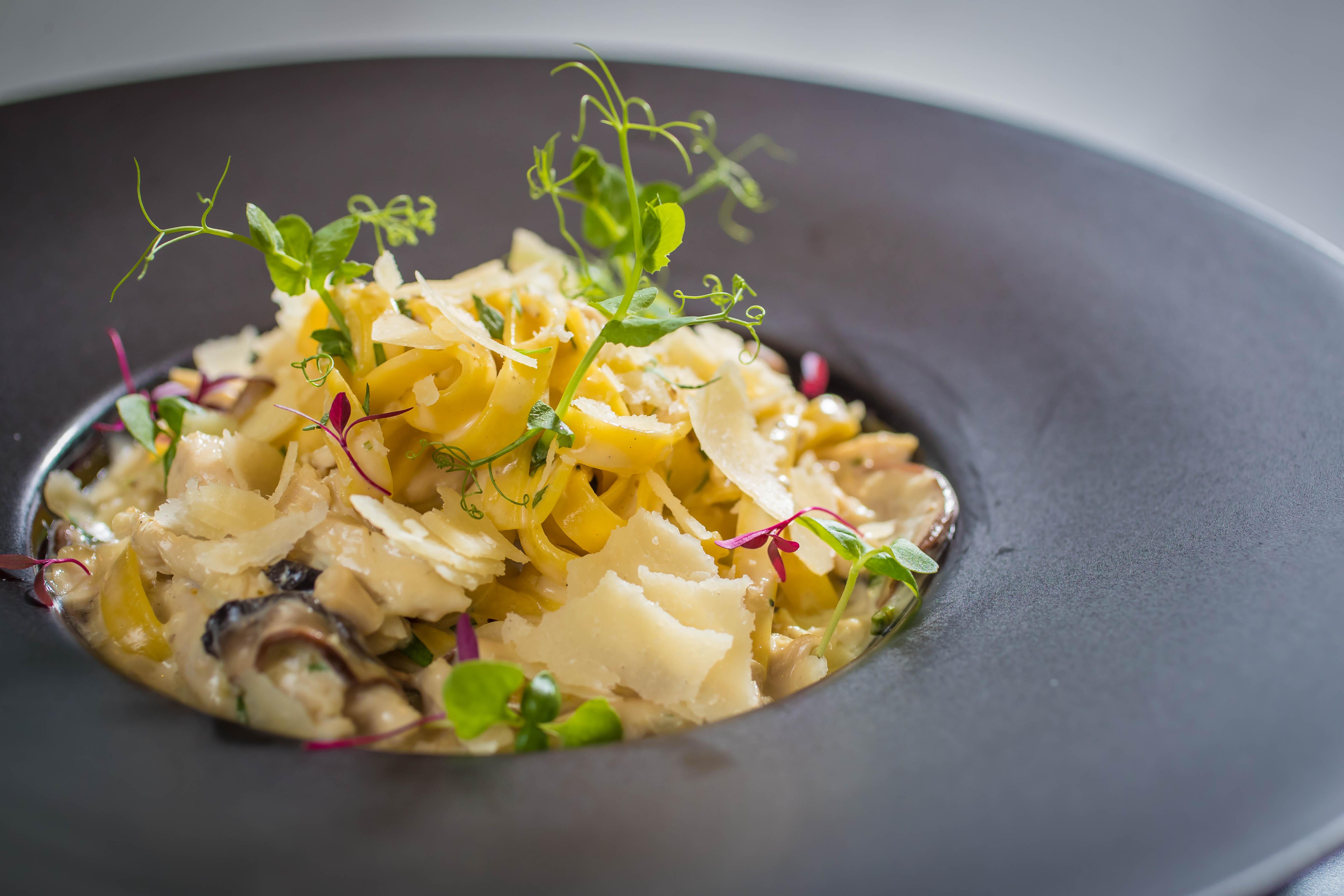 Clayton Hotel Dublin Airport Coolock Ngoại thất bức ảnh Risotto alla vodka