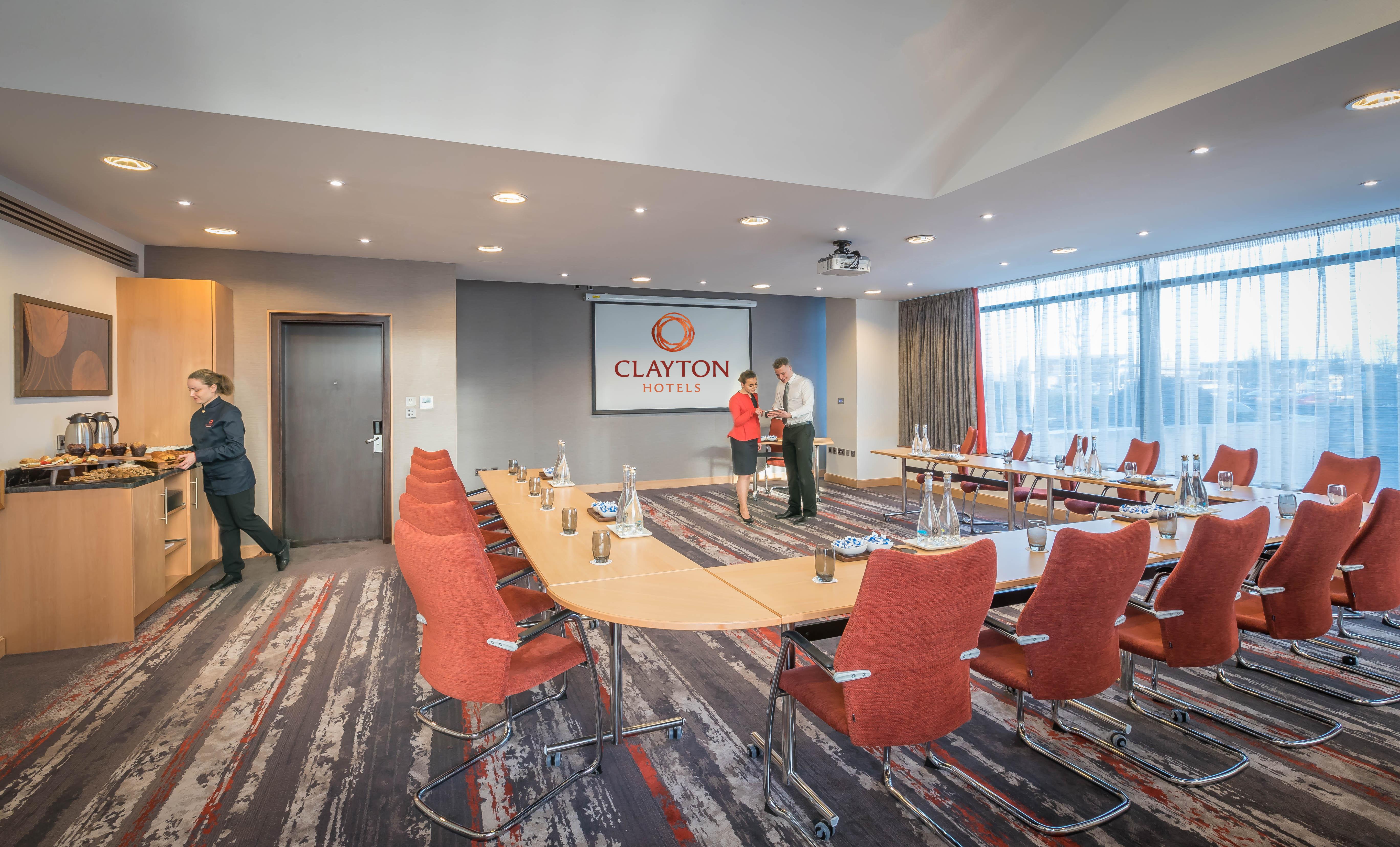 Clayton Hotel Dublin Airport Coolock Ngoại thất bức ảnh Meeting room at Clayton Hotel, Dublin